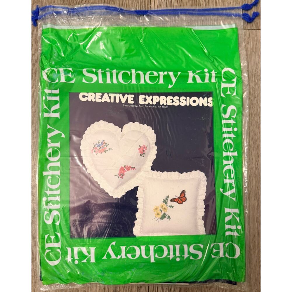 Vintage 1980 Creative Expressions Crewel Embroidery Pillow Kit - Hearts Flowers